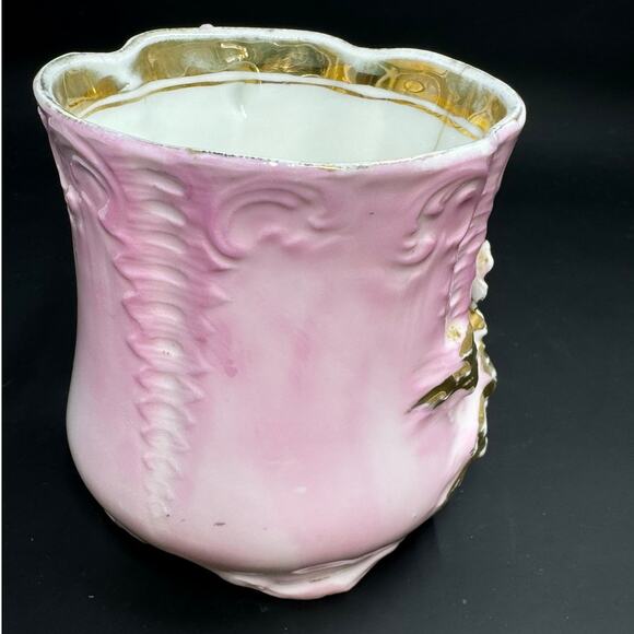 Tea‎ Cup and Saucer - Picture 10 of 10